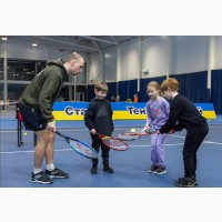 Уроки тенниса в Киеве, аренда кортов. Работаем без отключений света