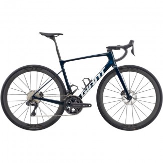 2026 Giant Defy Advanced Pro 0 Road Bike (BORNEOBIKESHOP)