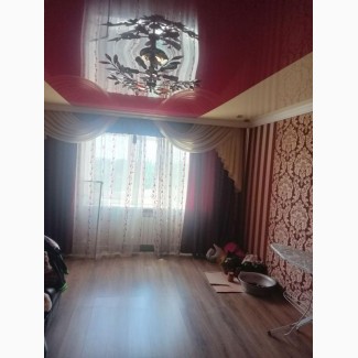 Продається 3-кімнатна квартира з автономним опаленням та євроремонтом