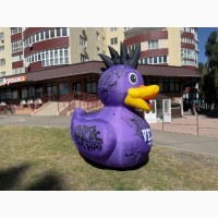 Человек машет на дороге, реклама в месте продаж 340 см