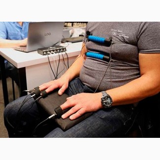 Перевірка усіх співробітників на детекторі брехні