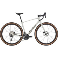 2026 Giant Revolt Advanced 0 Road Bike (BORNEOBIKESHOP)