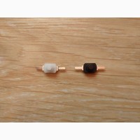 Кнопка маленькая с фиксацией для фонариков