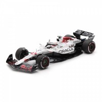 Spark Red Bull RB21 w. Pit Board - 1st 2025 Japanese Grand Prix - #1 Max (MEGATRONTOYS)