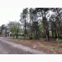 Продаж ділянки 10 сот. Київ у лісі