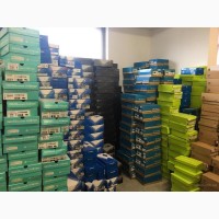 Спортивне взуття зі складів Європи – оптом, доступно, вигідно