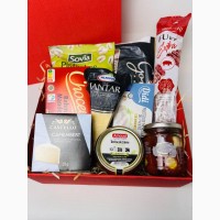 Подарунковий продуктовий набір Maxi Box – вишуканий смак у кожній деталі