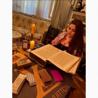 Гадание на картах ТАРО онлайн