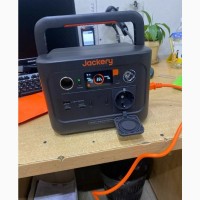 Зарядна станція універсальна Jackery Explorer 300PLS 288WH